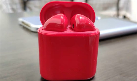 博騰納藍(lán)牙耳機(jī)模具廠：堅(jiān)持以質(zhì)取勝，打造品質(zhì)耳機(jī)外殼