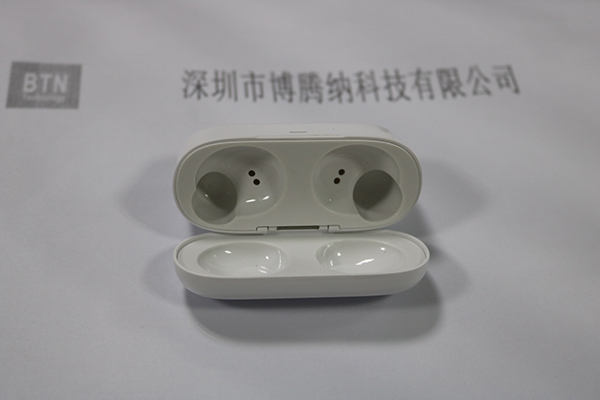 深圳注塑模具廠哪家做TWS藍(lán)牙耳機(jī)技術(shù)好？