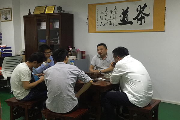 深圳注塑模具廠——這家藍(lán)牙耳機(jī)模具做得好！