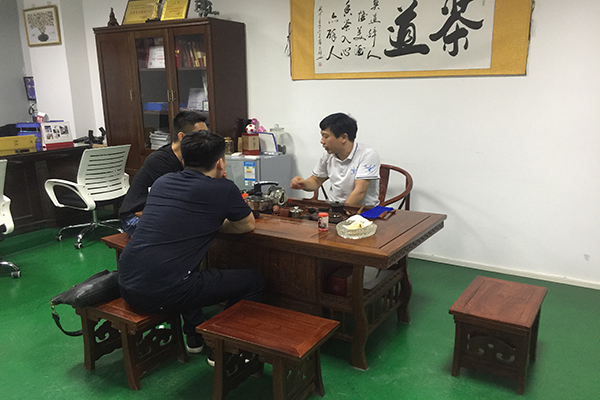 電子產品開模，就找深圳精密塑膠模具廠！