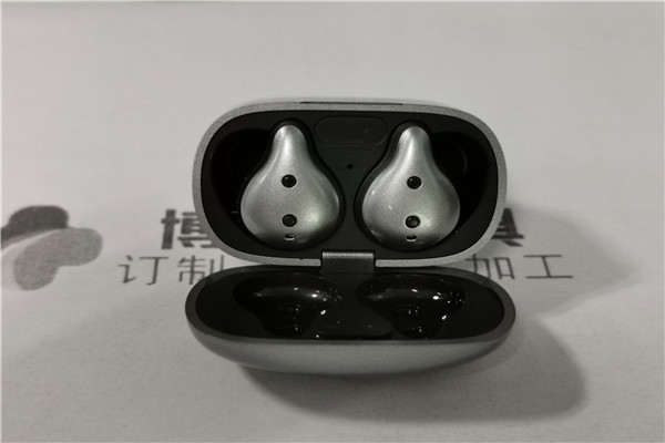 博騰納藍牙耳機模具廠——12道質(zhì)檢工序，只為出品精致外觀
