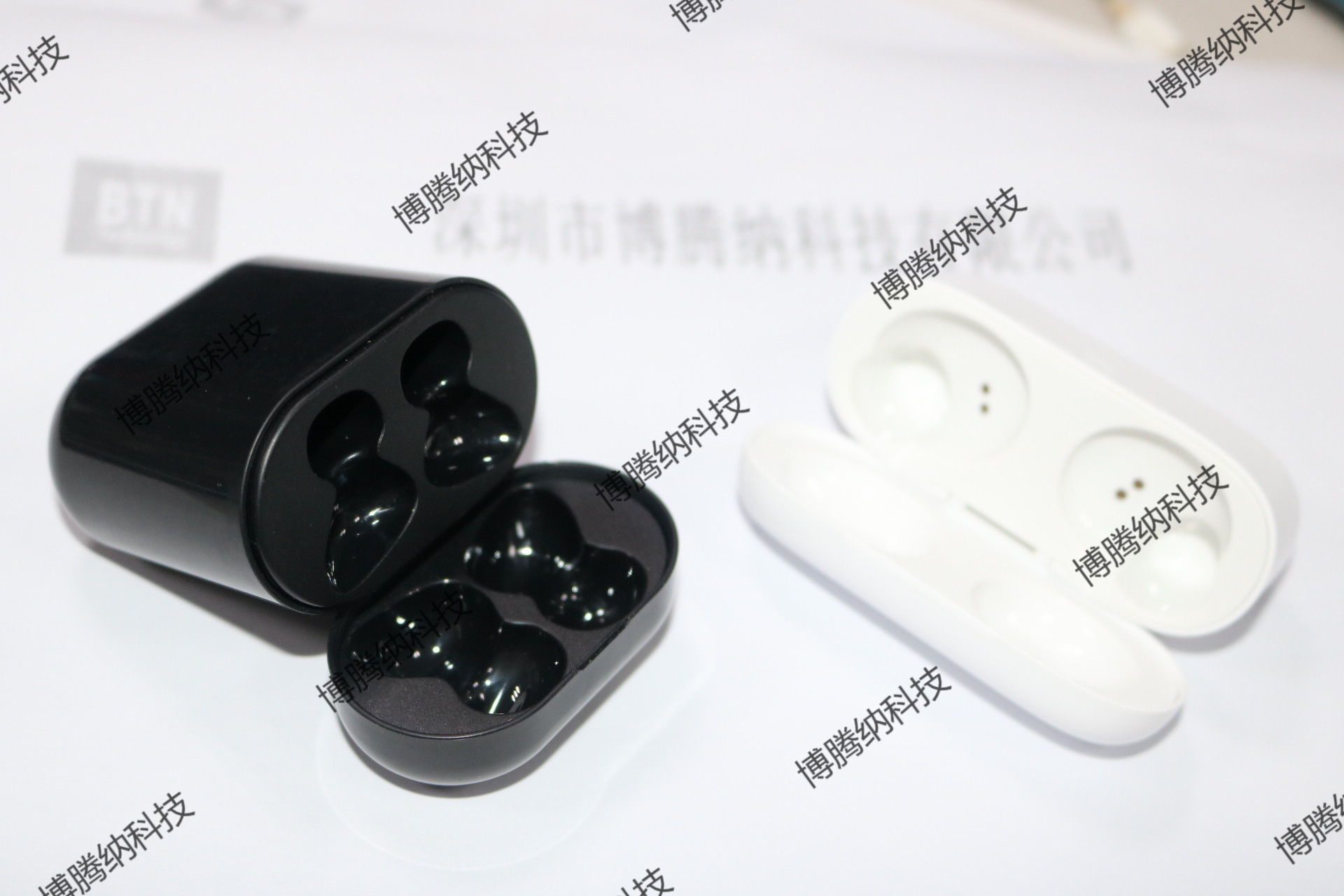TWS無(wú)線(xiàn)藍(lán)牙耳機(jī)_注塑加工